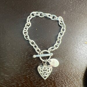 Elegant Silver Chain Bracelet with Heart Charm